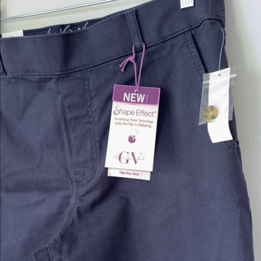 Gloria Vanderbilt Navy Women's Bermuda Shorts - Picture 2 of 8
